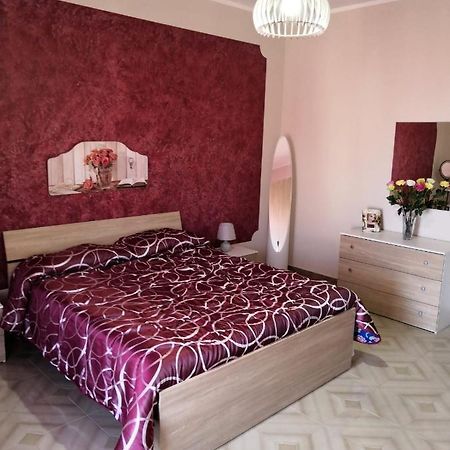 Case Vacanze Le Rose Campofelice Di Roccella Dış mekan fotoğraf