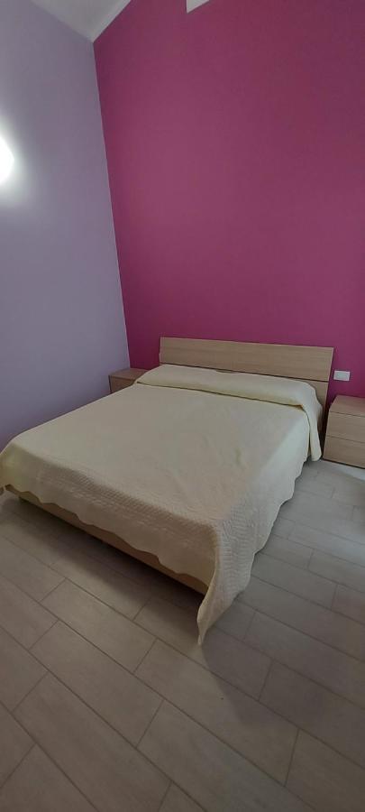 Case Vacanze Le Rose Campofelice Di Roccella Dış mekan fotoğraf